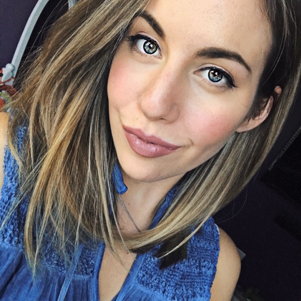 Meet your Posher, Emily